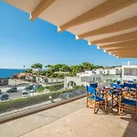 Giulia Sea View *