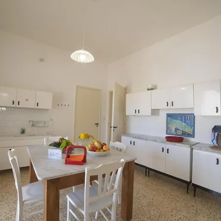 فيلة Giulia Sea View